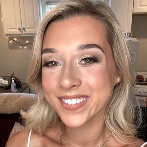 Meet your Posher, Julianne